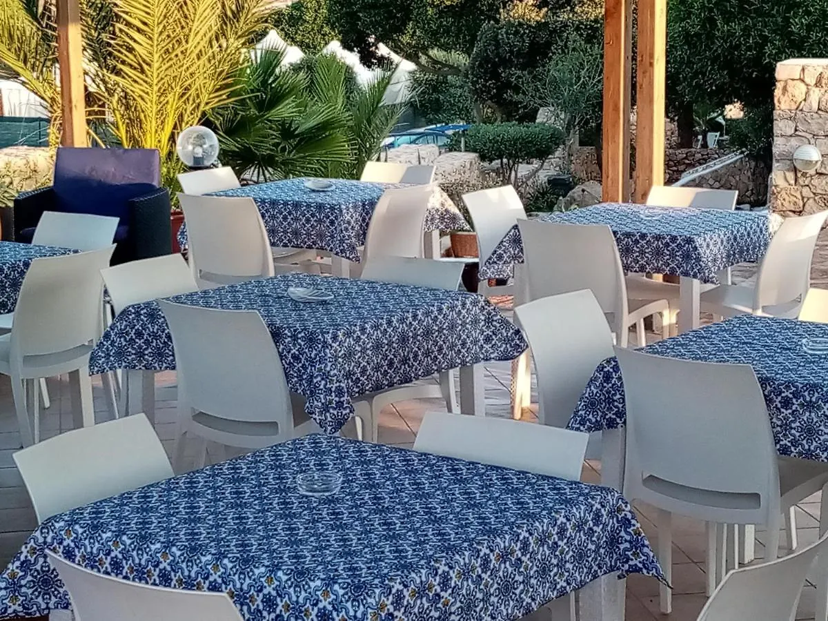 Residence Punta Sottile A 2 Passi Dalla Spiaggia Di Cala Francese Lampedusa Holiday home