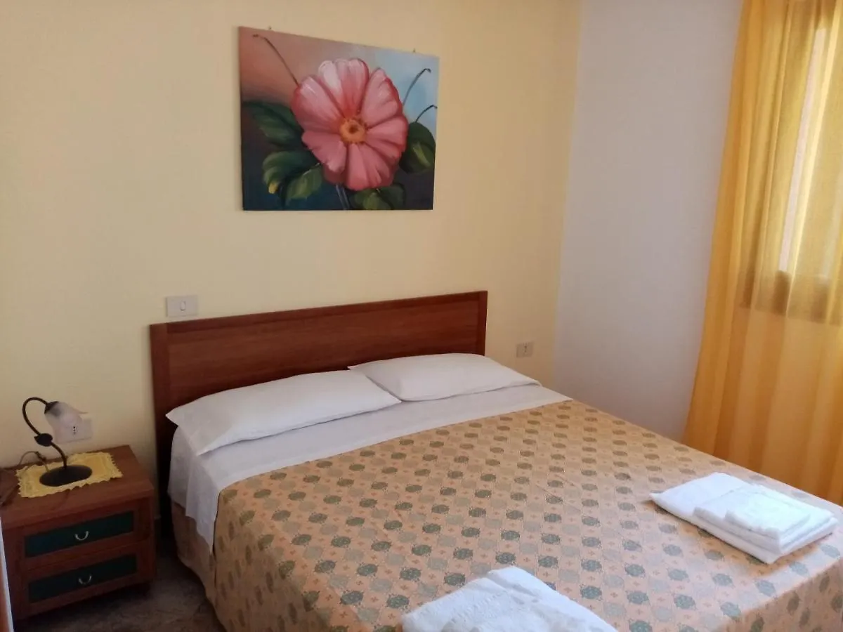 Residence Punta Sottile A 2 Passi Dalla Spiaggia Di Cala Francese Lampedusa Italy