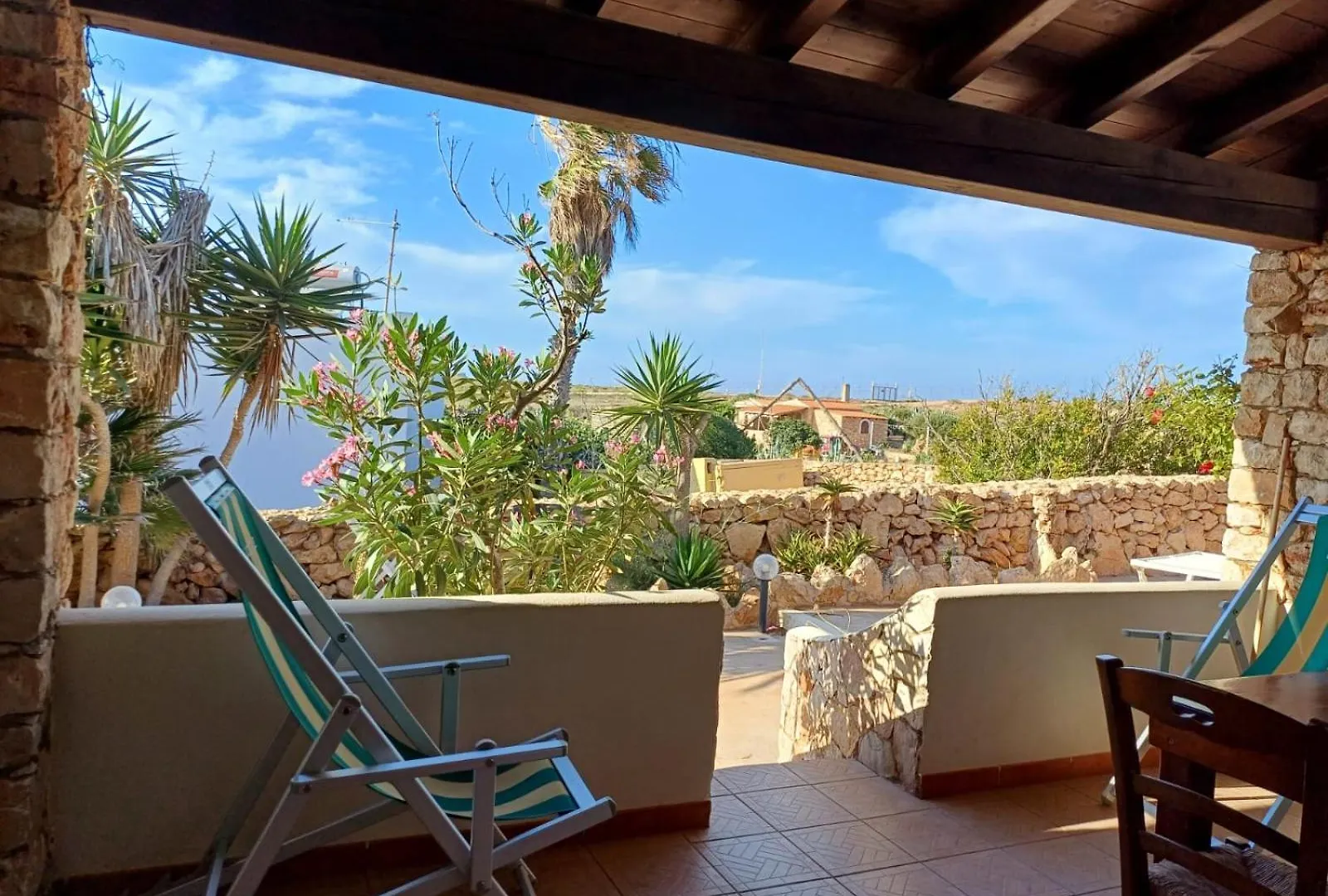 Residence Punta Sottile A 2 Passi Dalla Spiaggia Di Cala Francese Lampedusa Holiday home