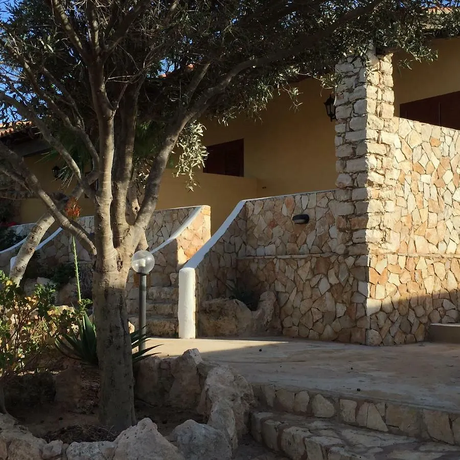 Residence Punta Sottile A 2 Passi Dalla Spiaggia Di Cala Francese Lampedusa Italy